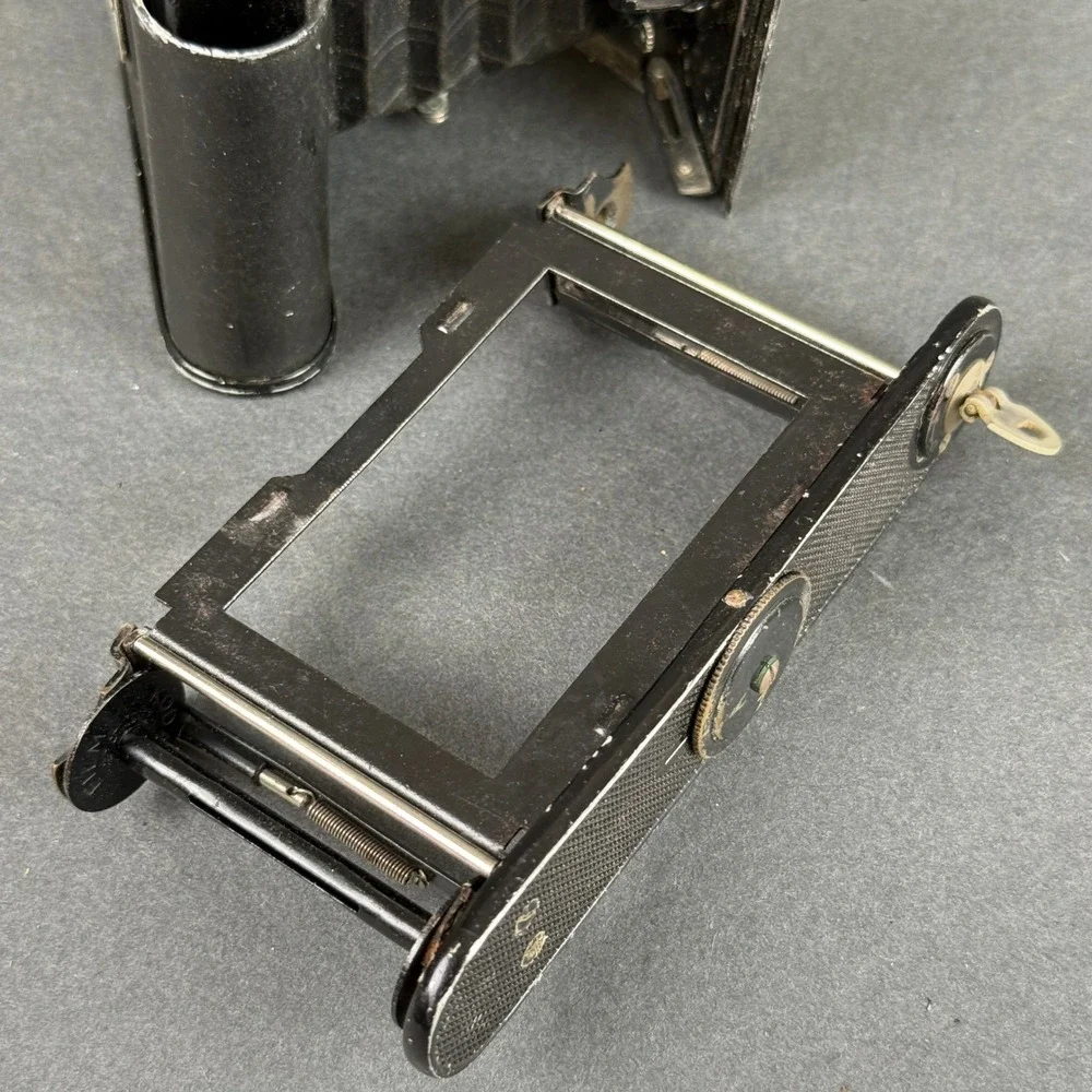 Contessa Nettel Piccolette Folding Camera Derval Shutter Black Vintage